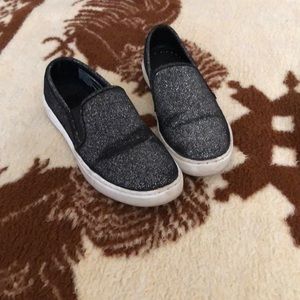 Black glitter shoes! Will accept any les offer too